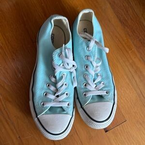 Blue Teal Low Top Converse Size 8